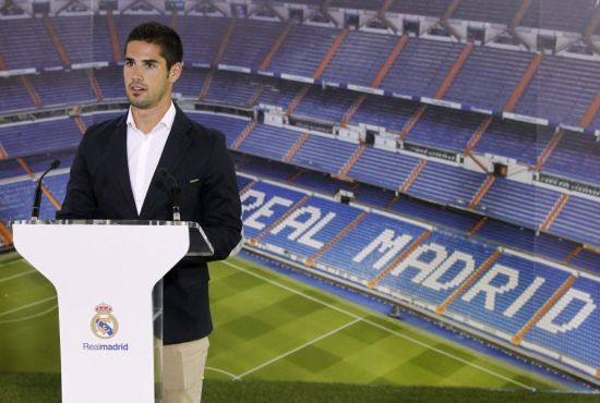 利物浦萨拉赫任意球破门锁定胜局（萨拉赫轰进任意球，助利物浦锁定胜局）