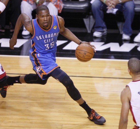 进球助攻双榜首，帕斯12轮造9球意甲球员直接参与进球数第一（帕斯包揽意甲进球与助攻双榜首，12轮造9球领跑直接参与进球数）