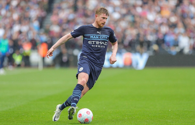 曼联旧将：B费要学会包容队友，而利马是一位天生领袖（前曼联球员：B费应学会包容队友，利马天生具备领袖气质）