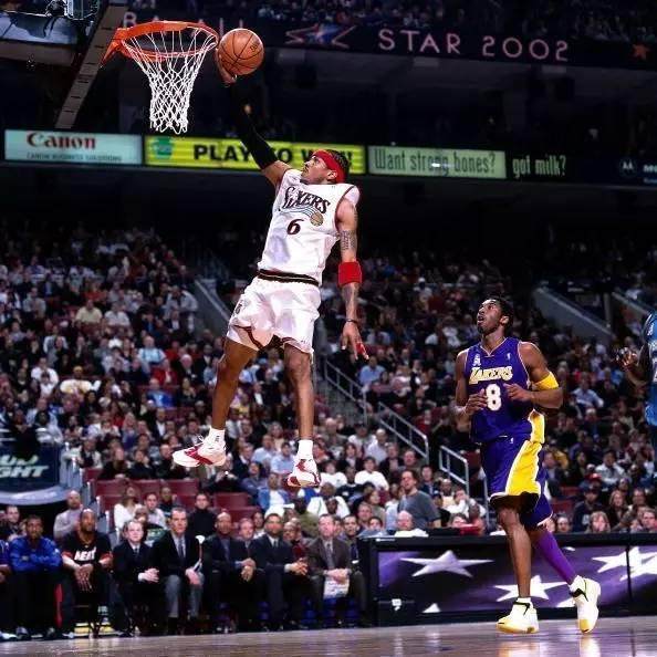 白宫官员：给川普颁和平奖是FIFA的提议；球迷应合法赴美观赛（白宫官员称FIFA曾提议授予特朗普和平奖；呼吁球迷依法赴美观赛）