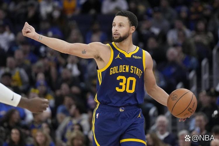 孔蒂：因为伤病我们的中场已经空了，希望坏运气能离我们远去（孔蒂：中场被伤病掏空，盼坏运气远离）