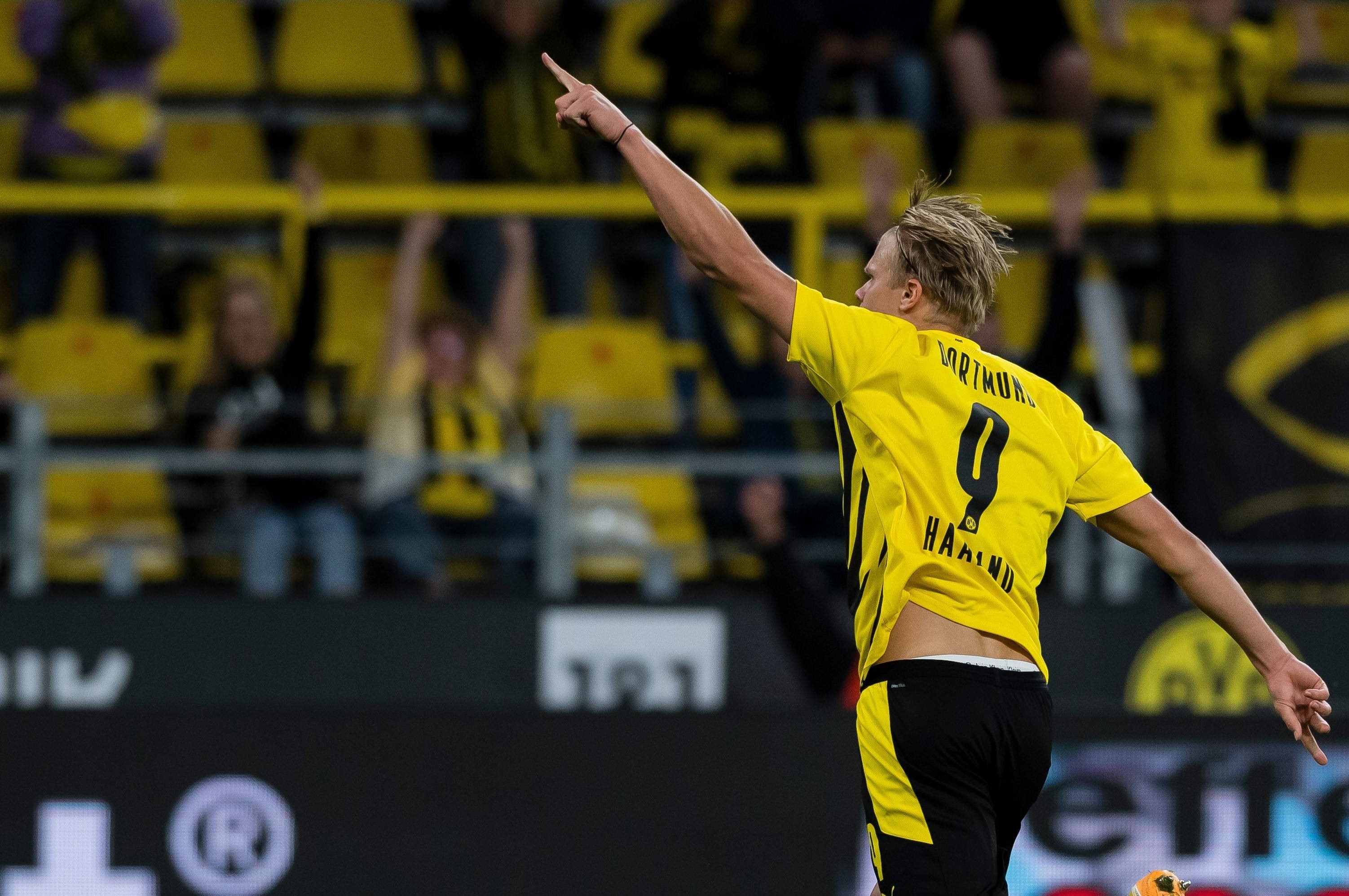 国脚恢复训练，伤病情况明显好转（国脚重返训练场，伤情显著改善）